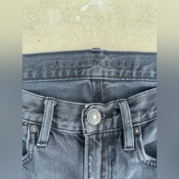 American Eagle 90s Slim Boyfriend Black Distressed Jeans Women’s Size 6 Regular - Picture 5 of 5